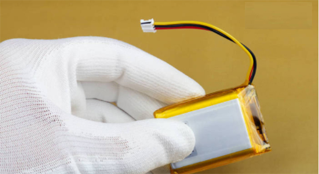 Is the PACK of the Lipo Battery Connected in Series and then in Parallel, or in Parallel and then in Series?